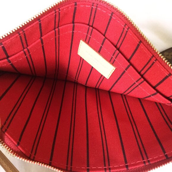 LOUIS VUITTON 2025 Neverfull MM Monogram Pochette Wristlet - 8/17/25 - Picture 7 of 14